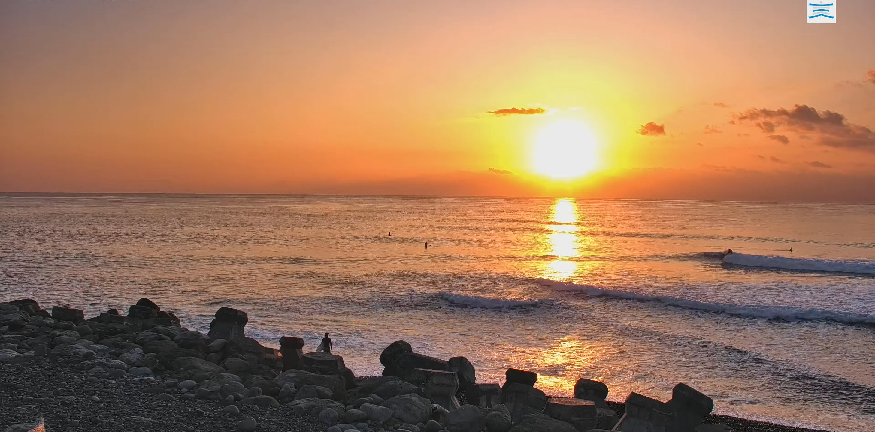 臺東5組4K鏡頭君直播 陪民眾迎接2026跨年及第一道曙光